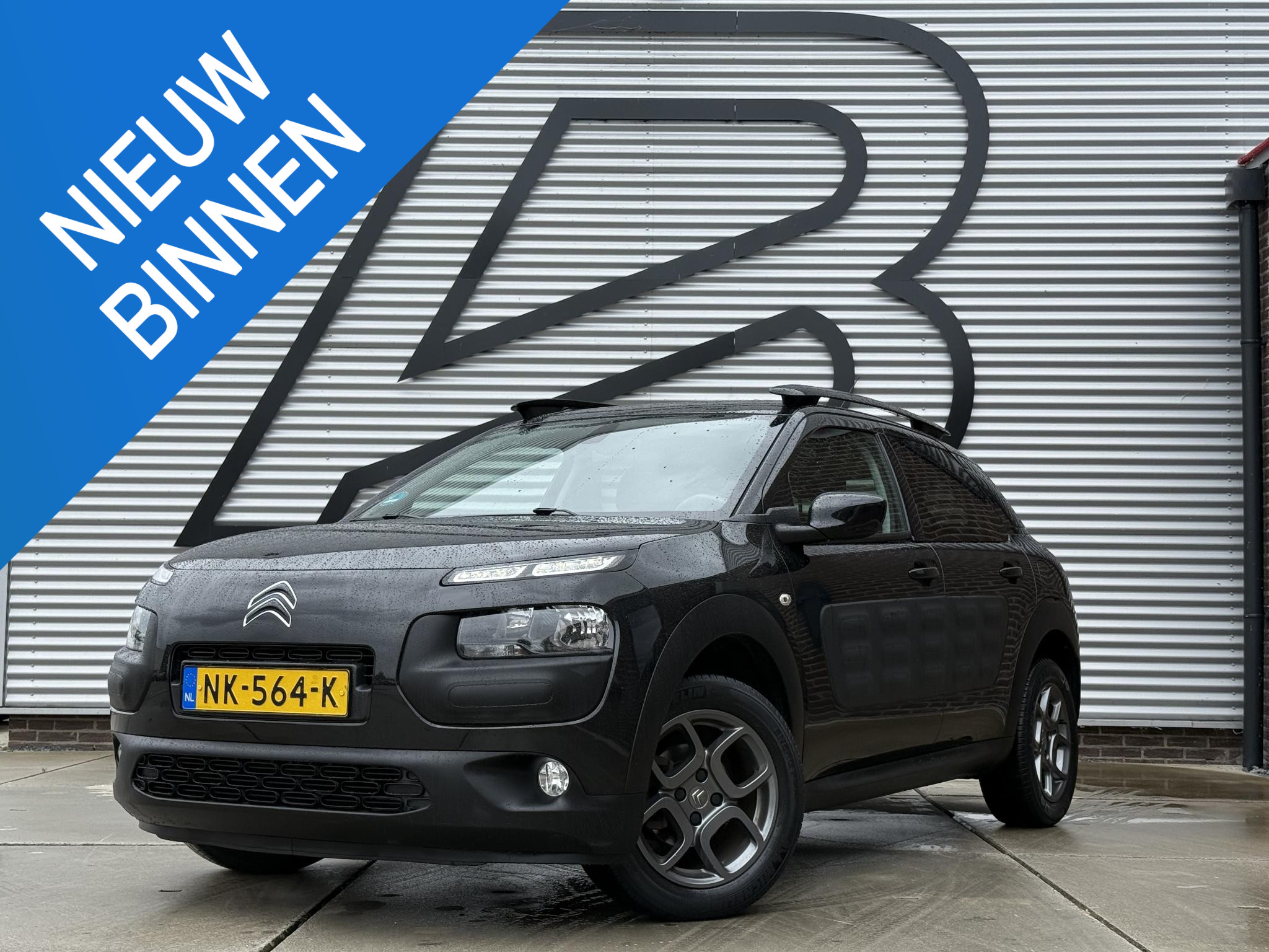 Citroen C4 Cactus 1.2 PureTech Shine 2017 - voorkant