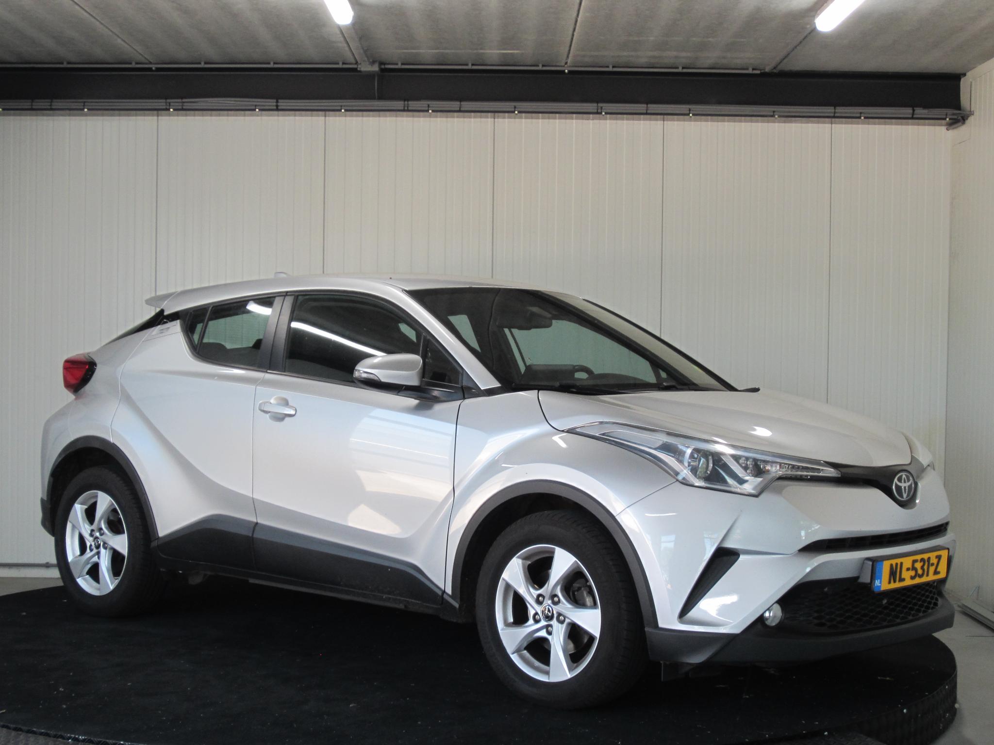 Foto van Toyota Toyota C-hr