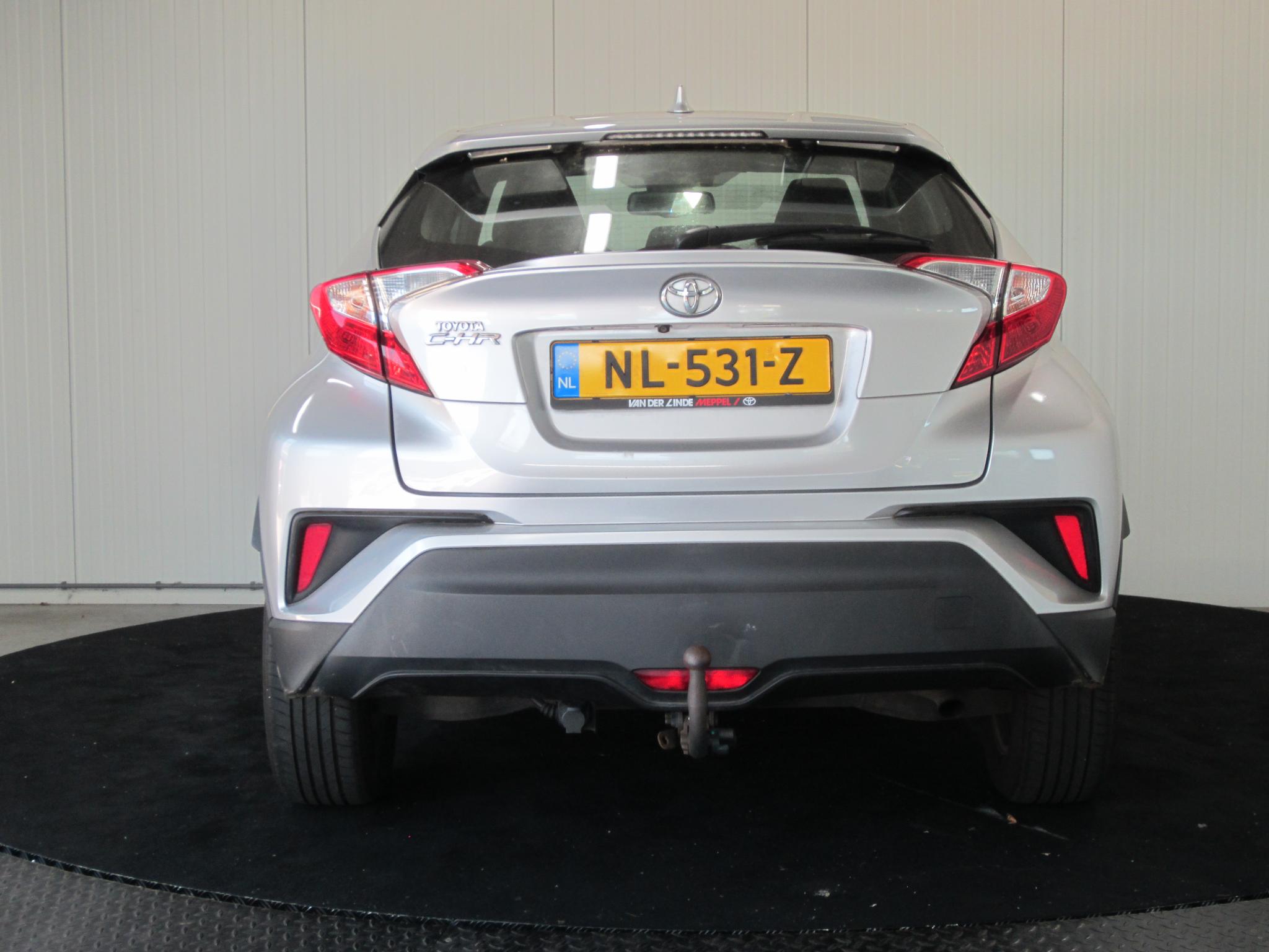 Foto van Toyota Toyota C-hr