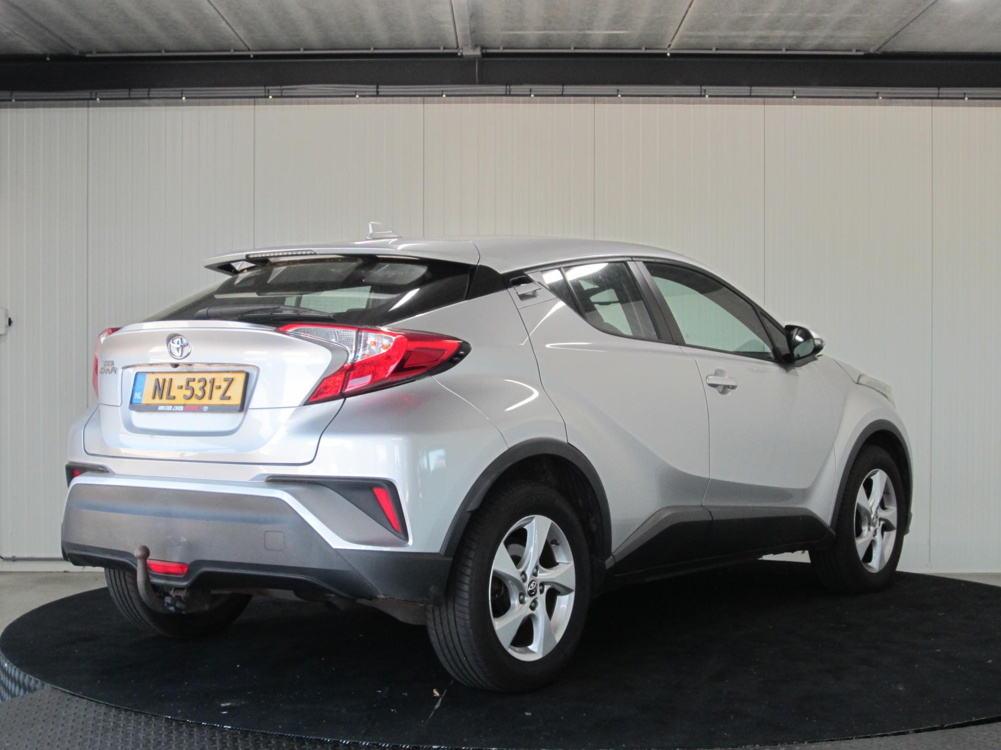 Foto van Toyota Toyota C-hr