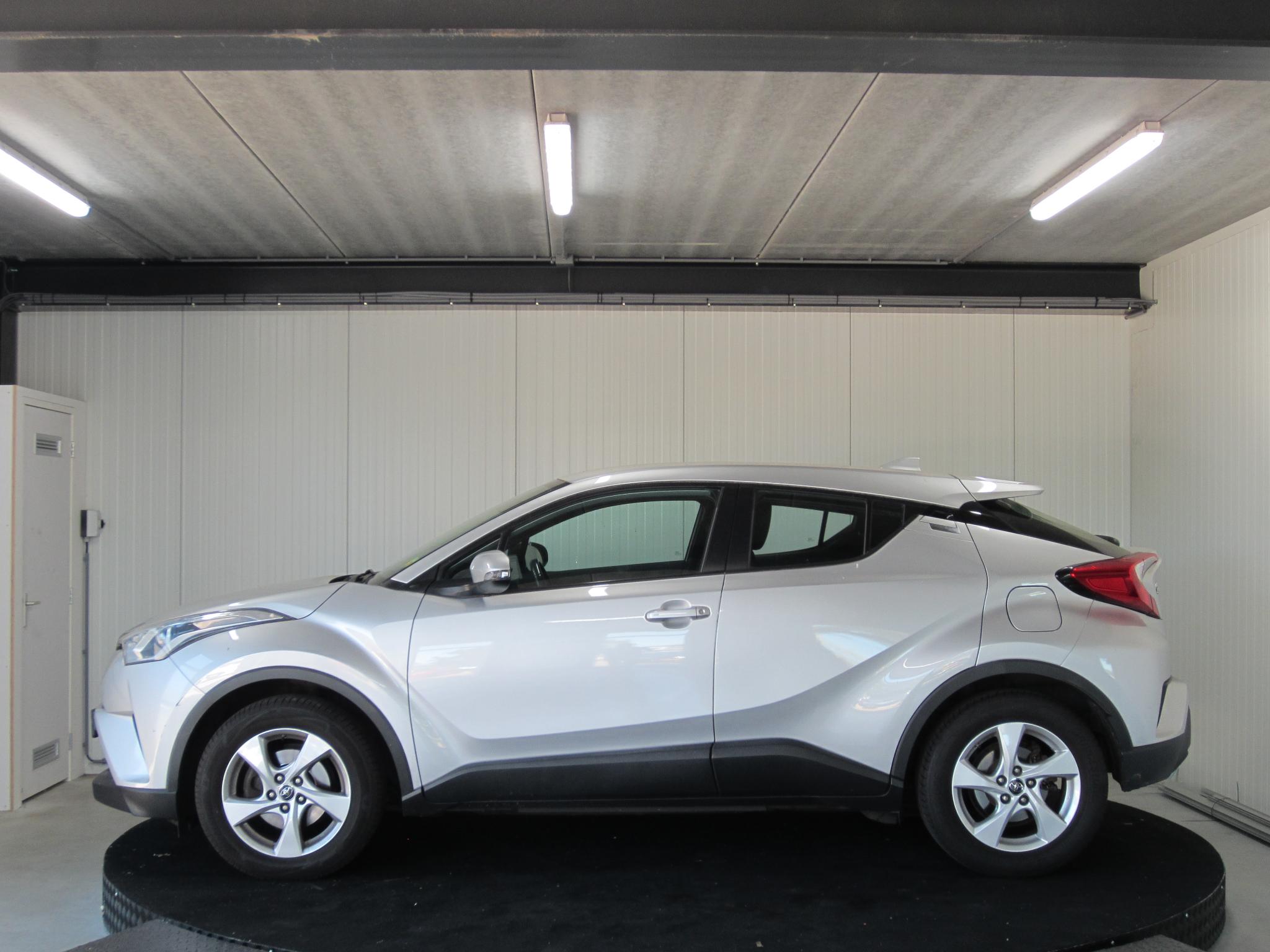 Foto van Toyota Toyota C-hr