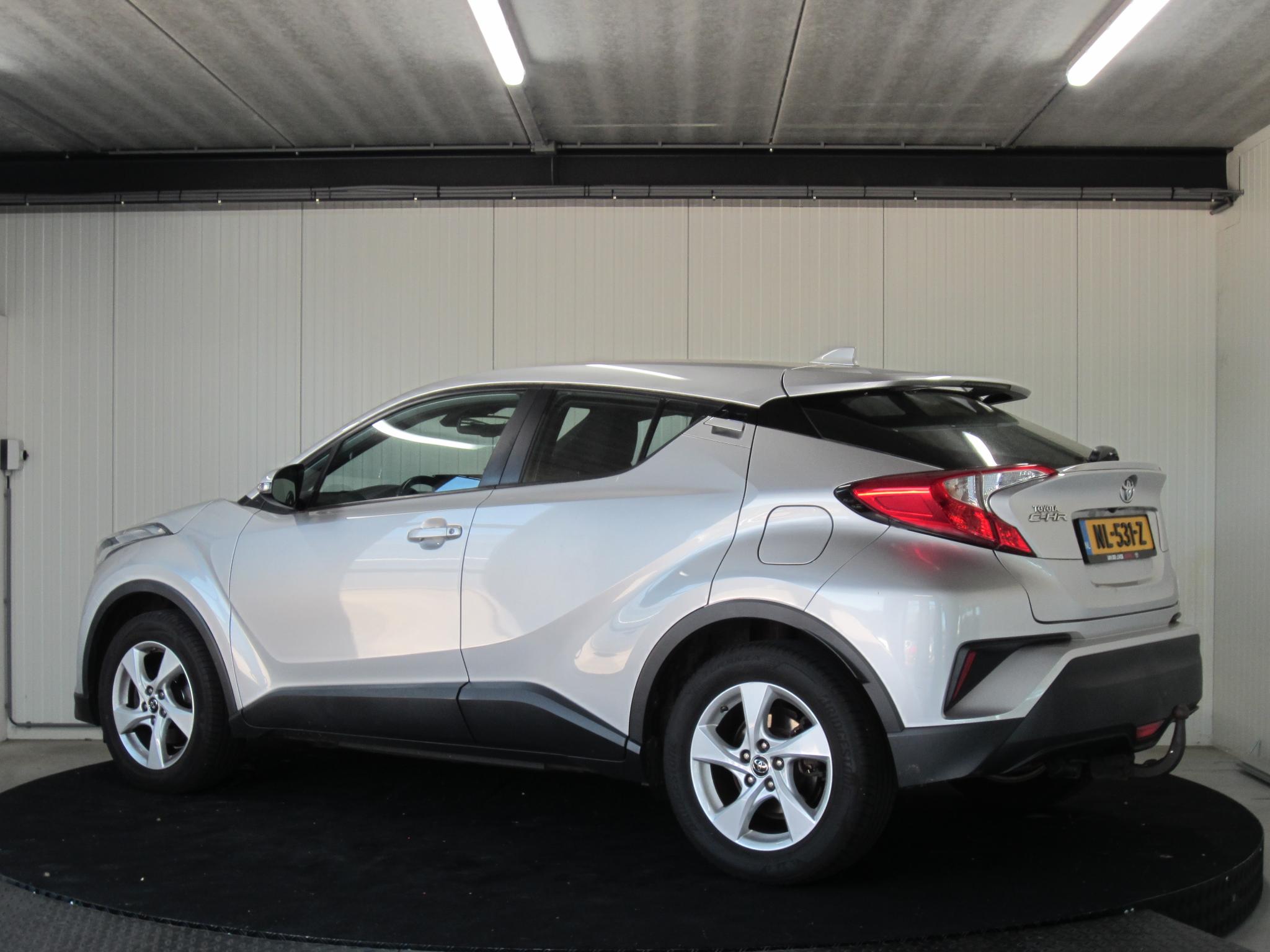 Foto van Toyota Toyota C-hr