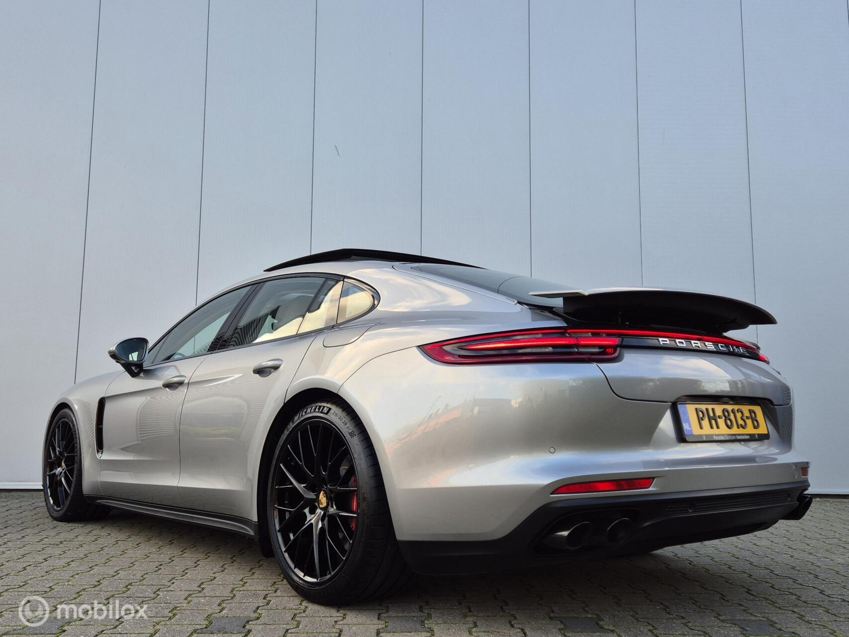 Foto van Porsche Panamera