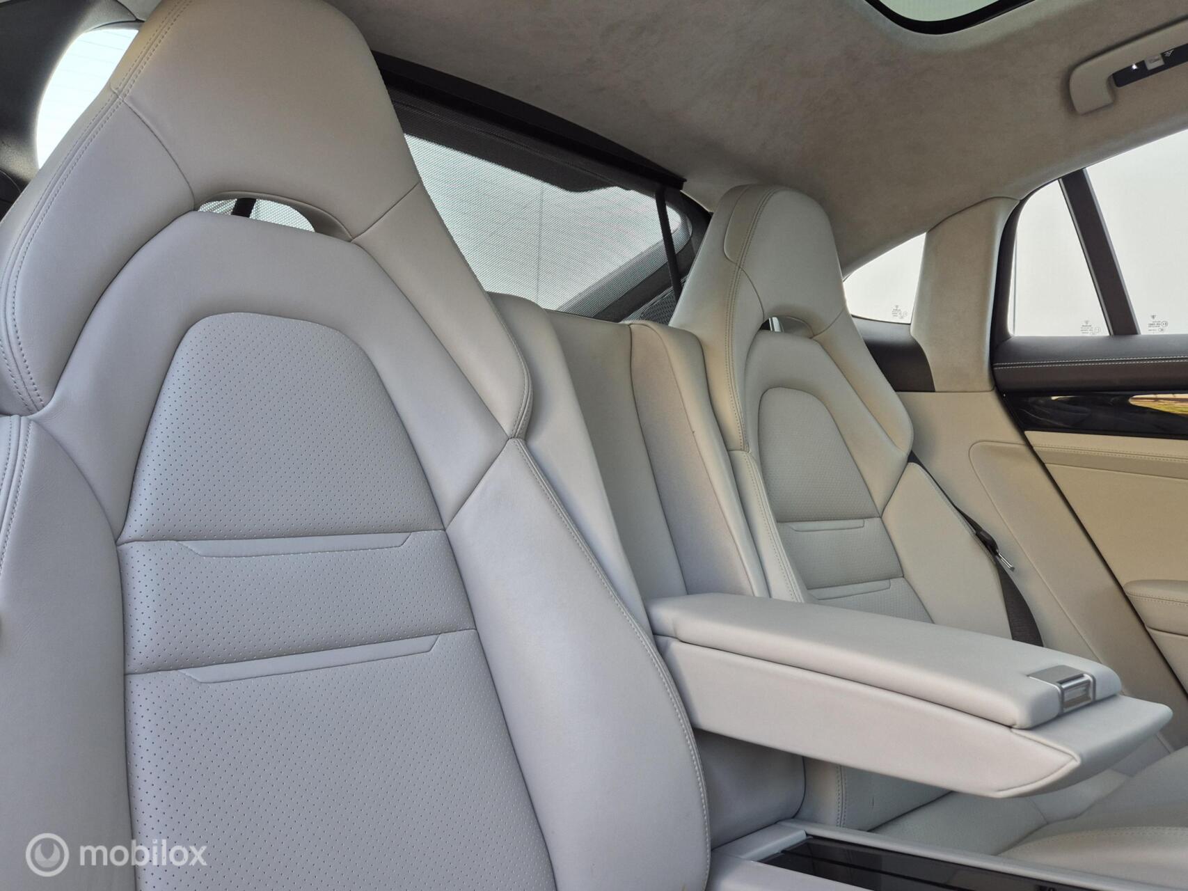 Foto van Porsche Panamera