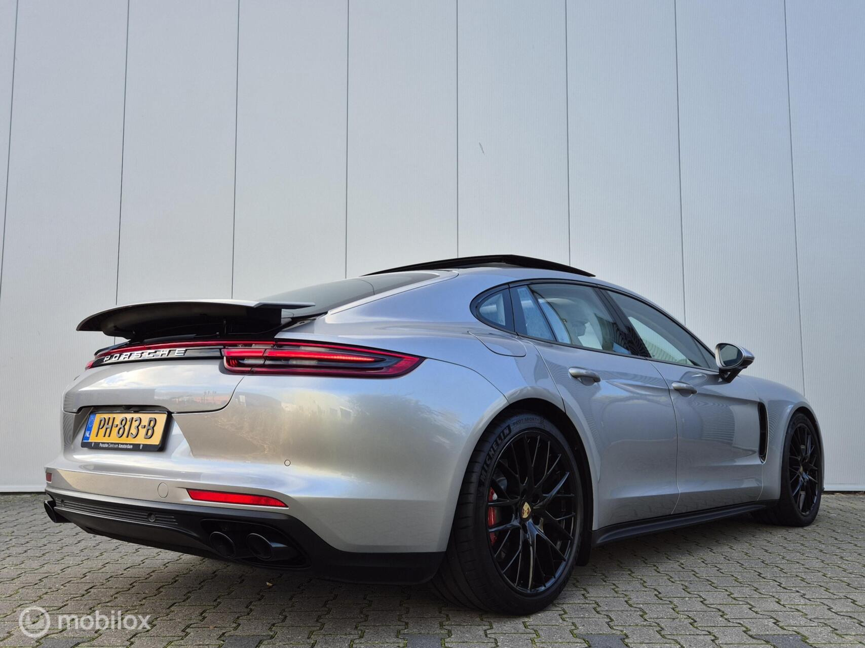 Foto van Porsche Panamera