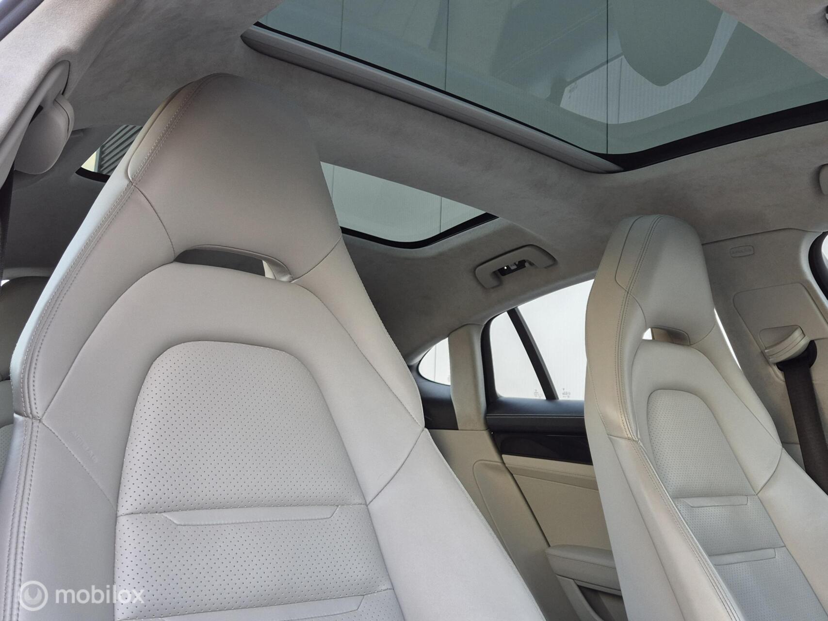 Foto van Porsche Panamera