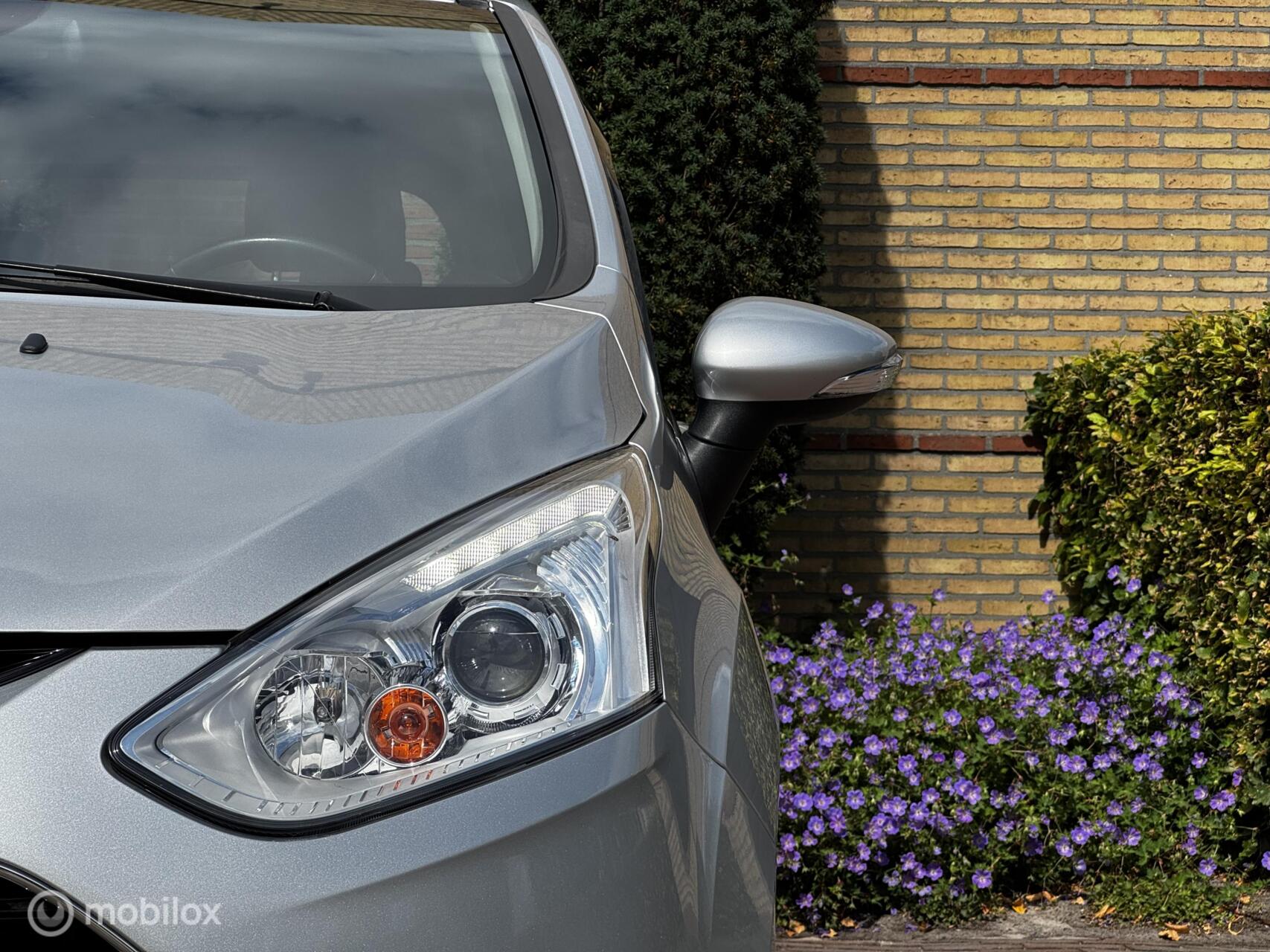 Foto van Ford B-max