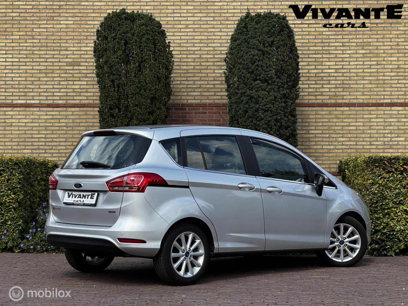 Foto van Ford B-max