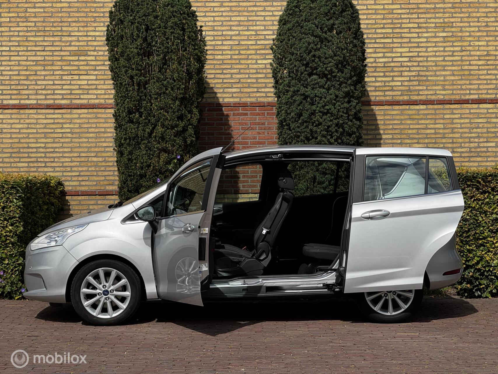 Foto van Ford B-max