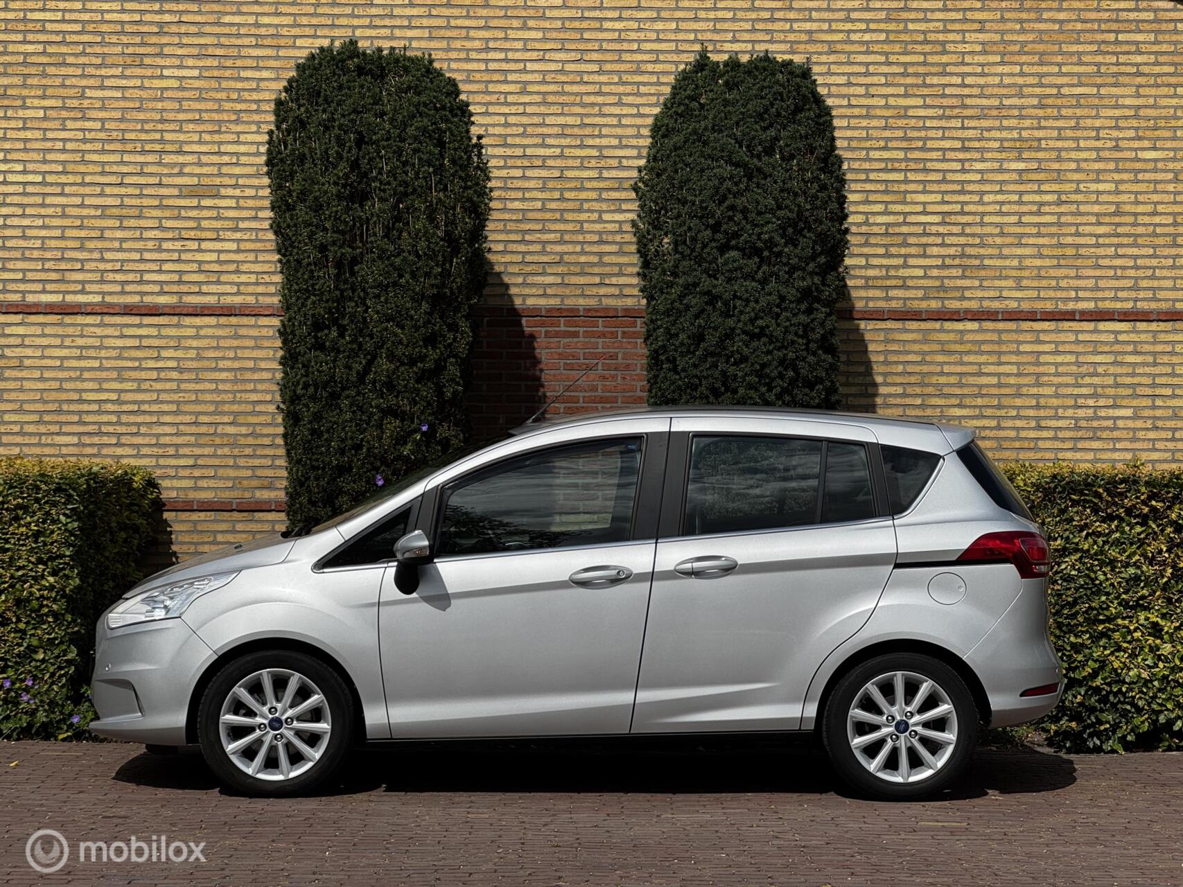 Foto van Ford B-max