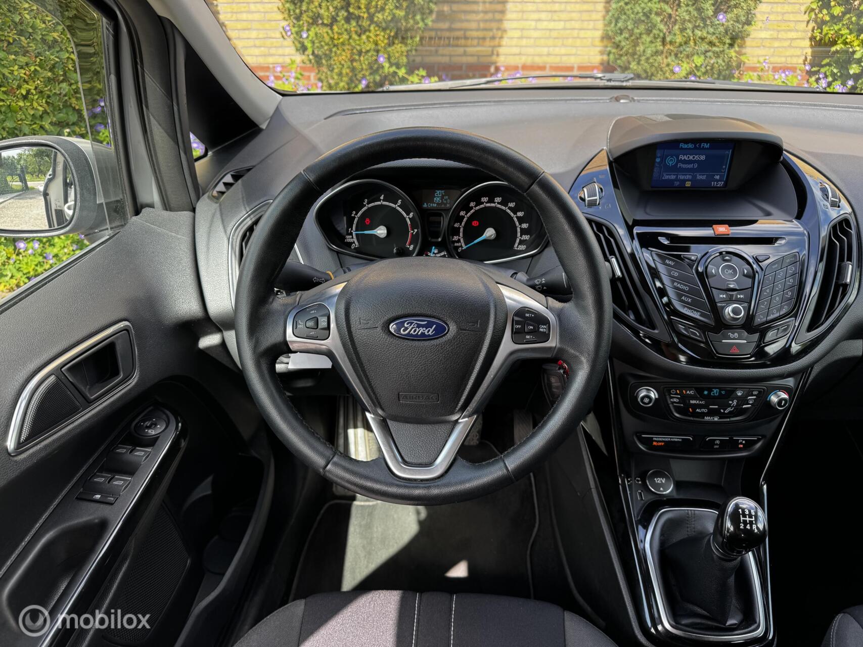 Foto van Ford B-max