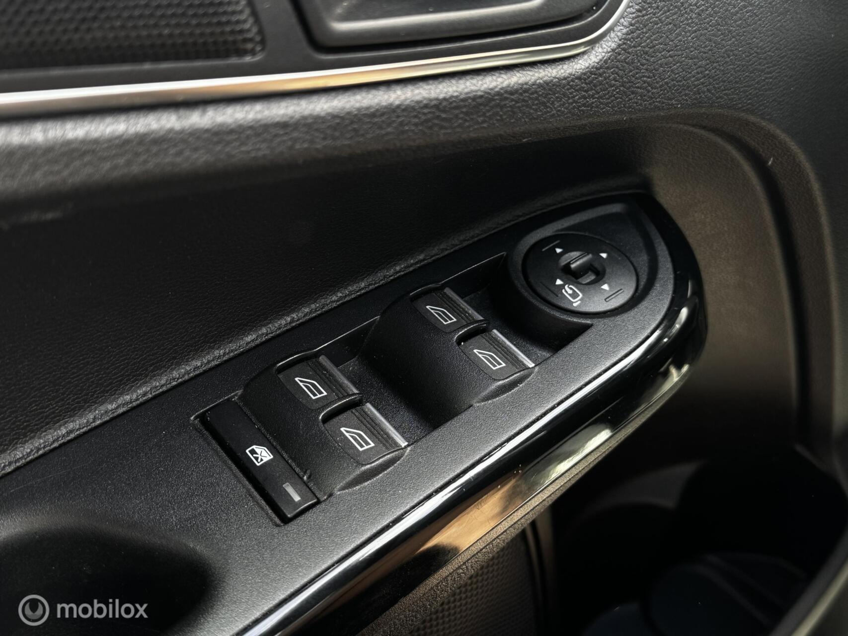 Foto van Ford B-max