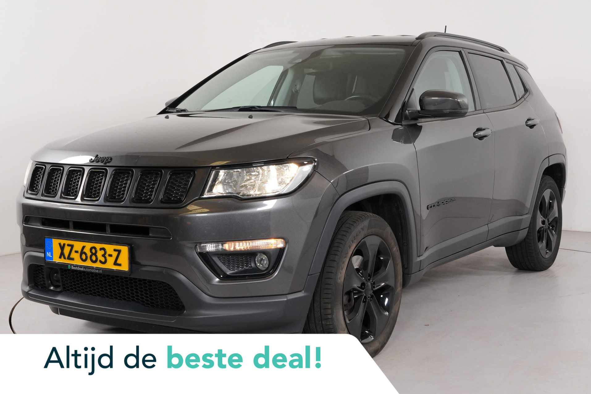 Jeep Compass 1.4 MultiAir Limited 2018 - voorkant