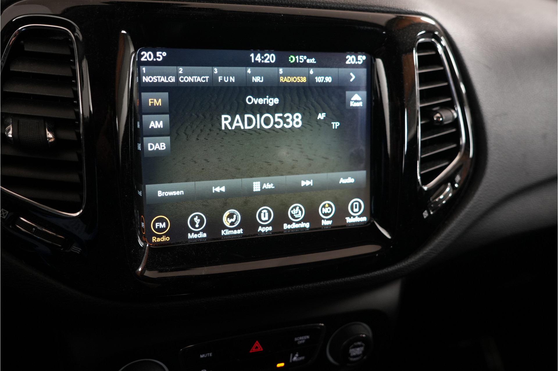 Foto van Jeep Compass