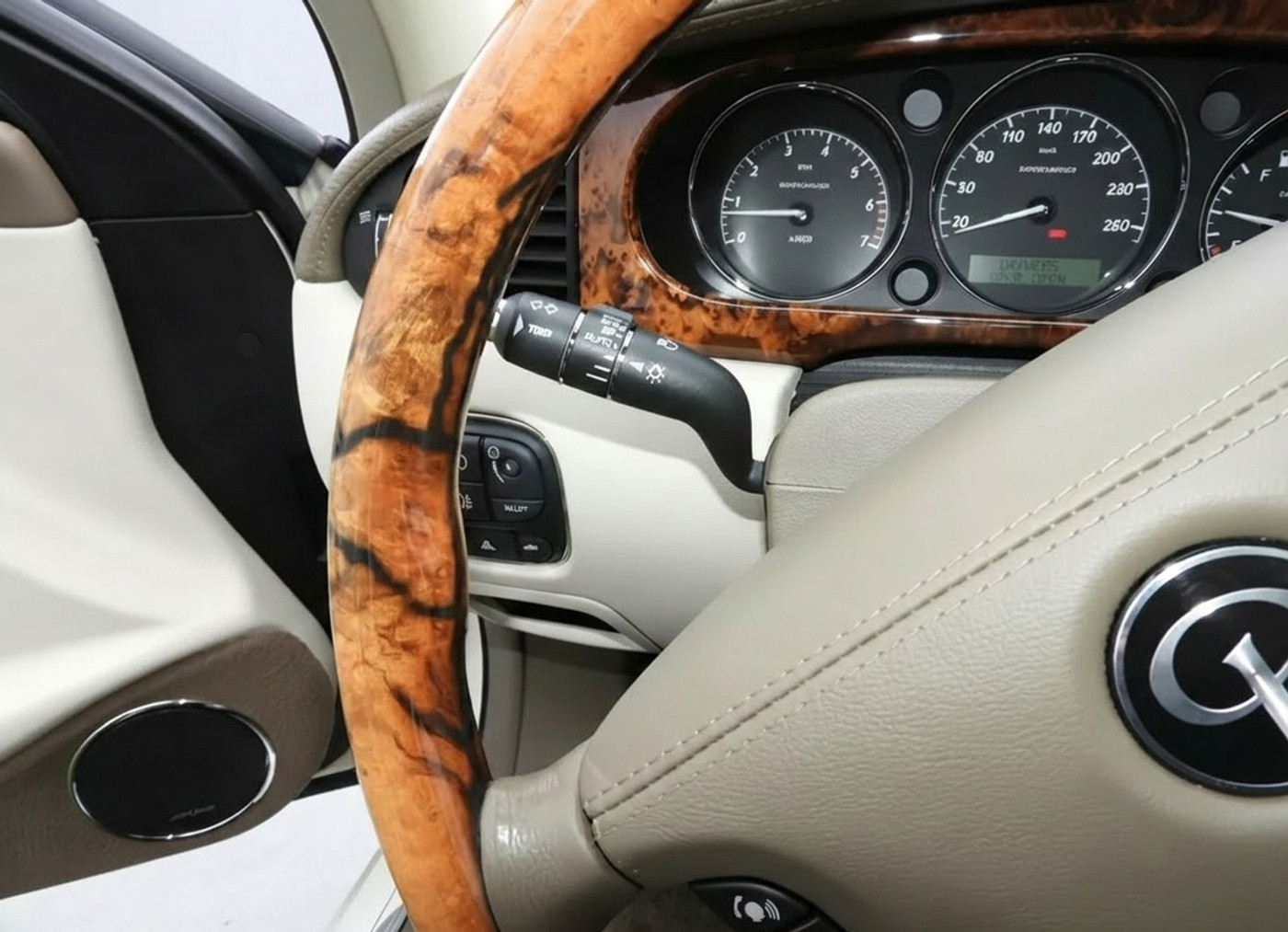 Foto van Jaguar Daimler
