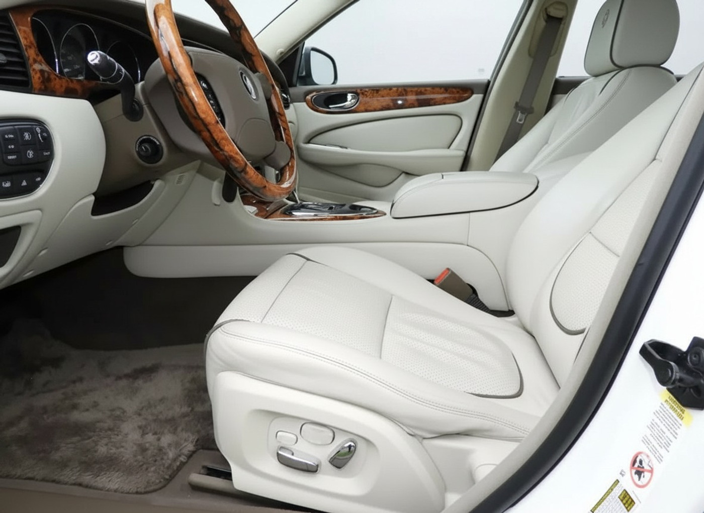 Foto van Jaguar Daimler