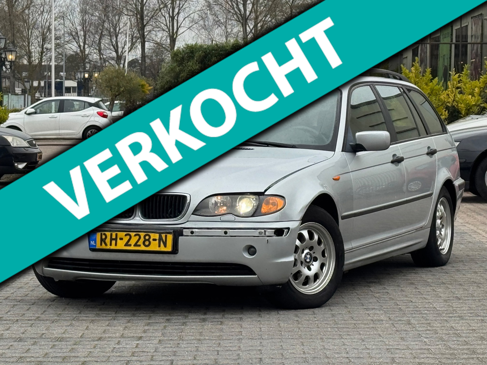 BMW 3er Reihe 316i Black&Silver II | Parkeersensoren | Climate Control | Schuifdak | Cruise control | 2 sleutels | Onderhoud 2003 - voorkant
