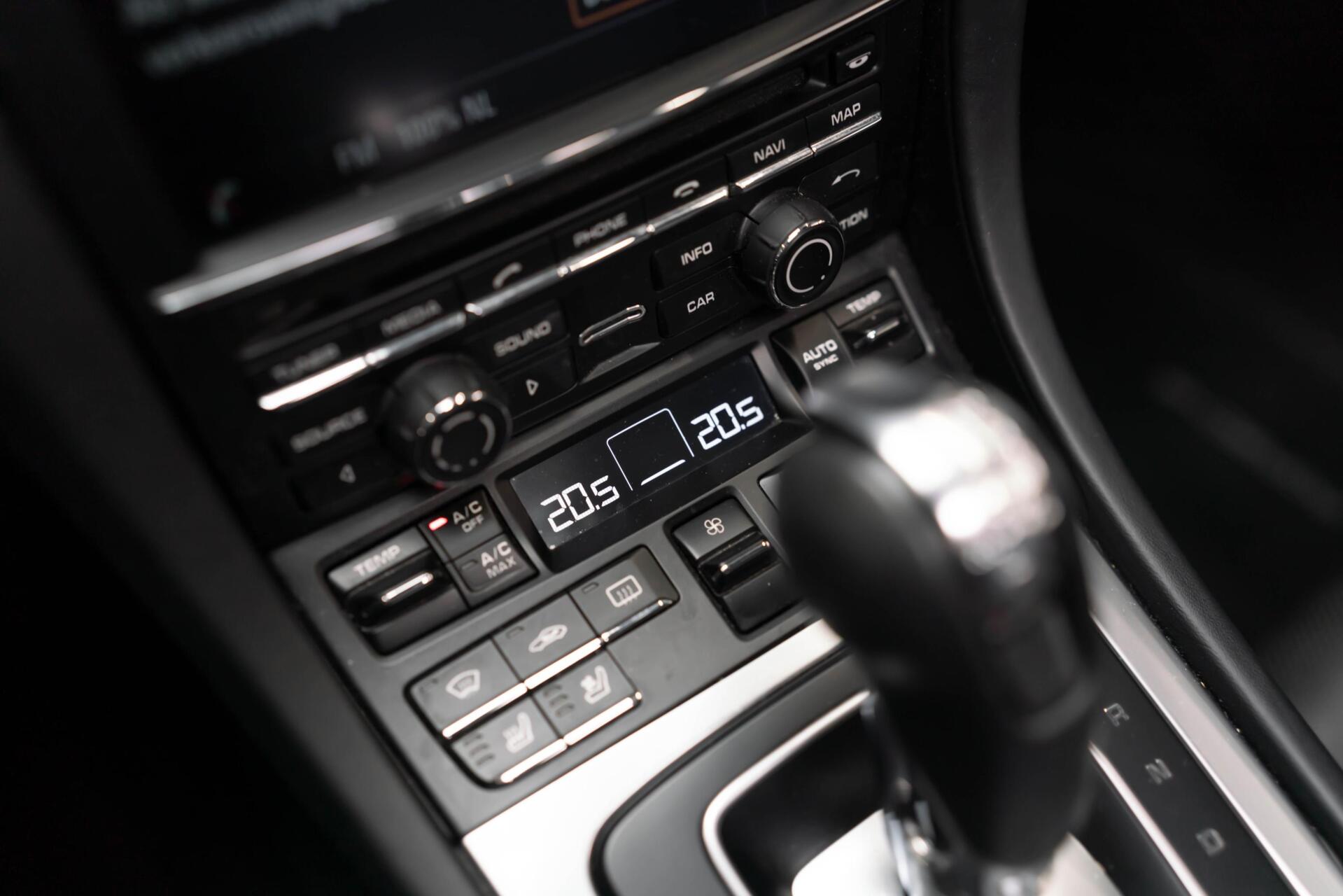 Foto van Porsche 911 Carrera 4