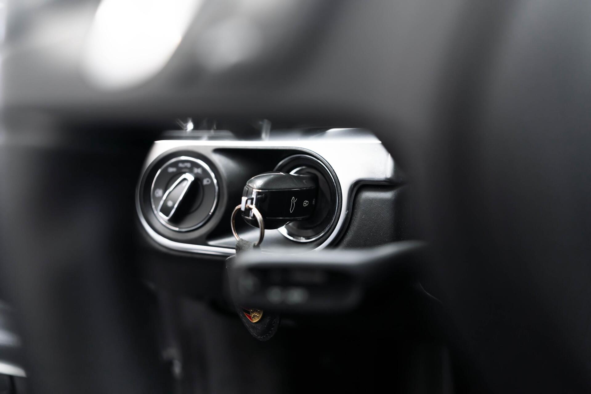 Foto van Porsche 911 Carrera 4