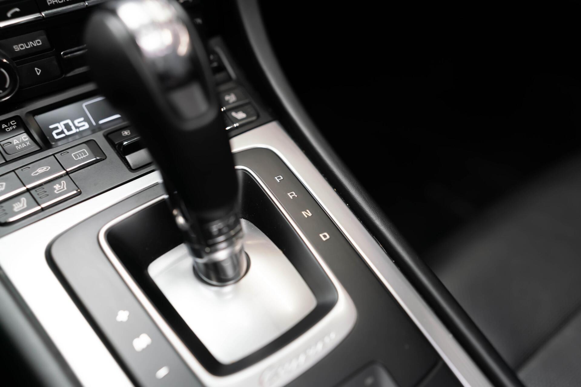 Foto van Porsche 911 Carrera 4