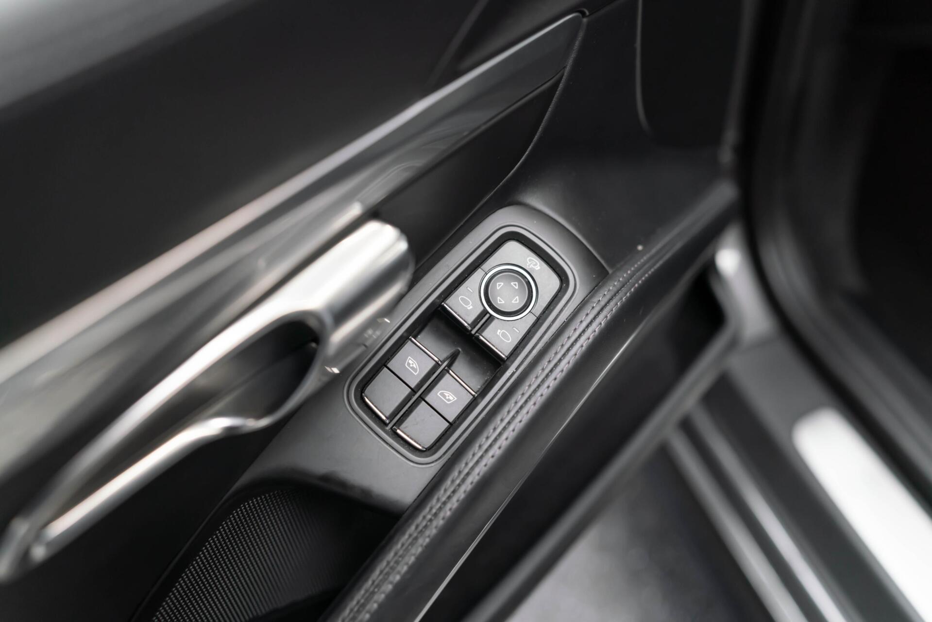 Foto van Porsche 911 Carrera 4