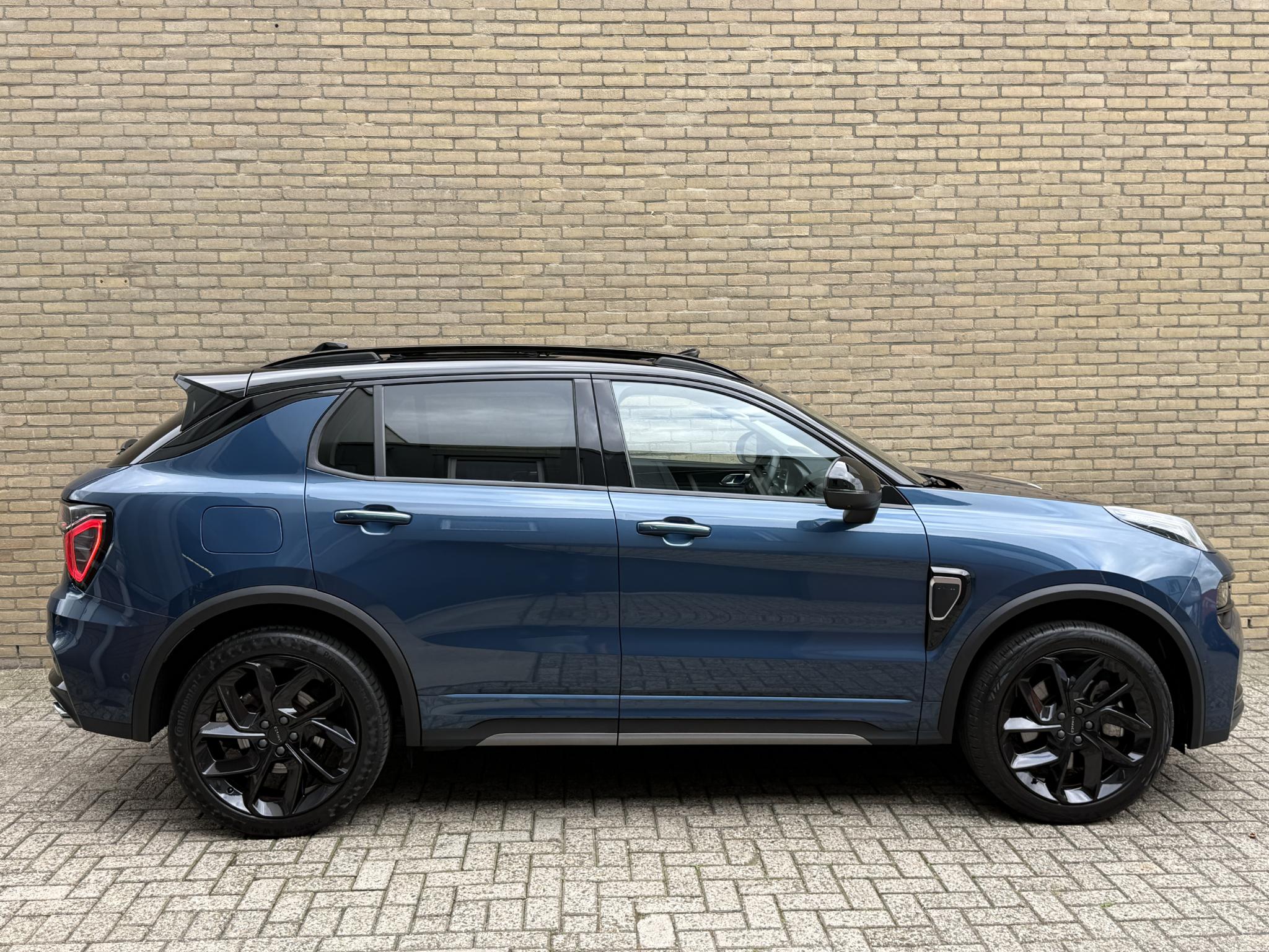 Foto van Lynk&co LYNK & Co 01