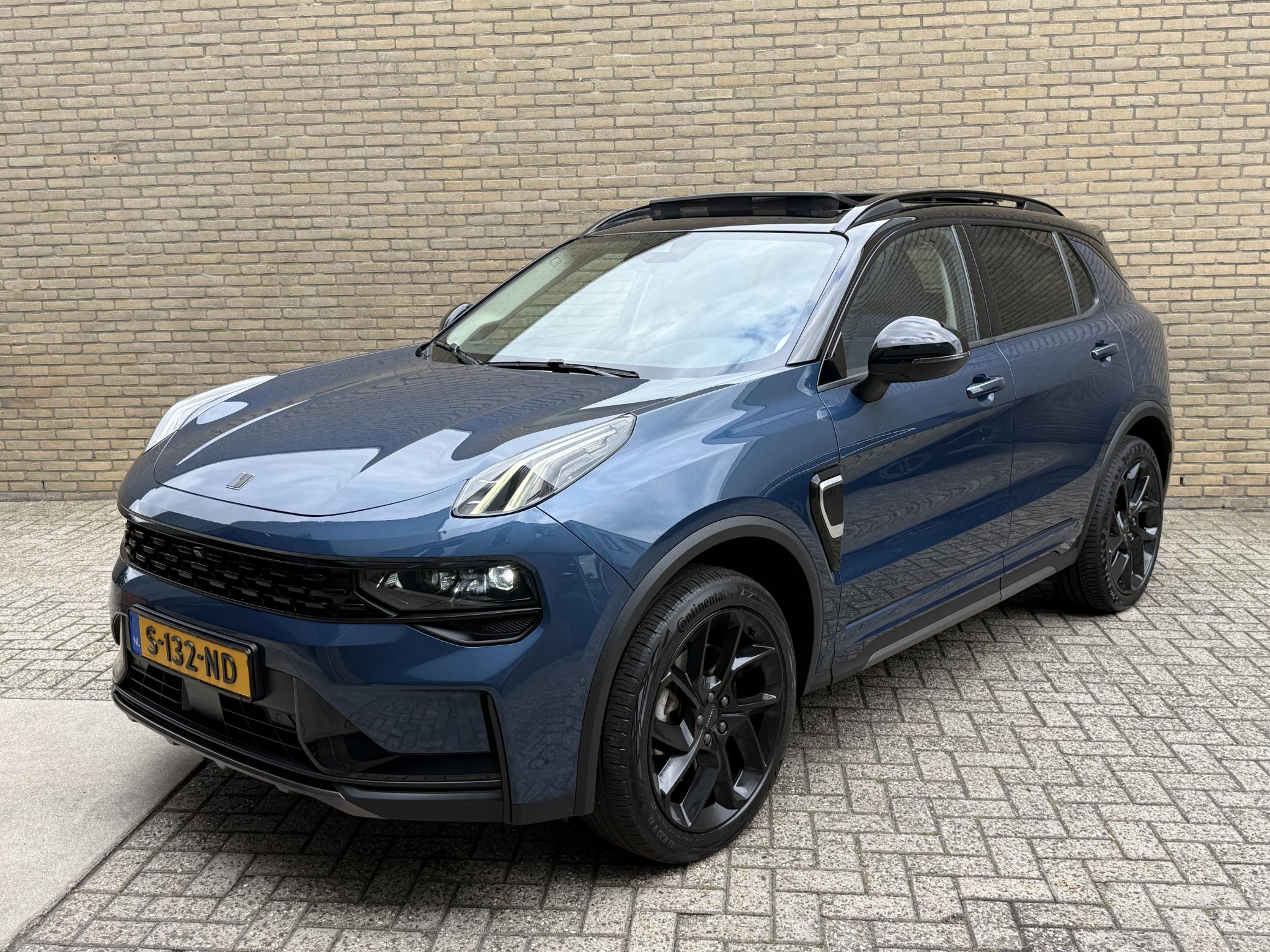 Foto van Lynk&co LYNK & Co 01