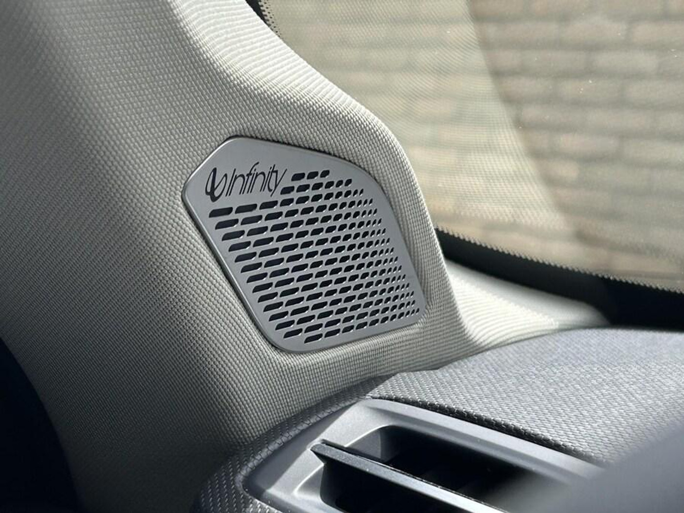 Foto van Lynk&co LYNK & Co 01