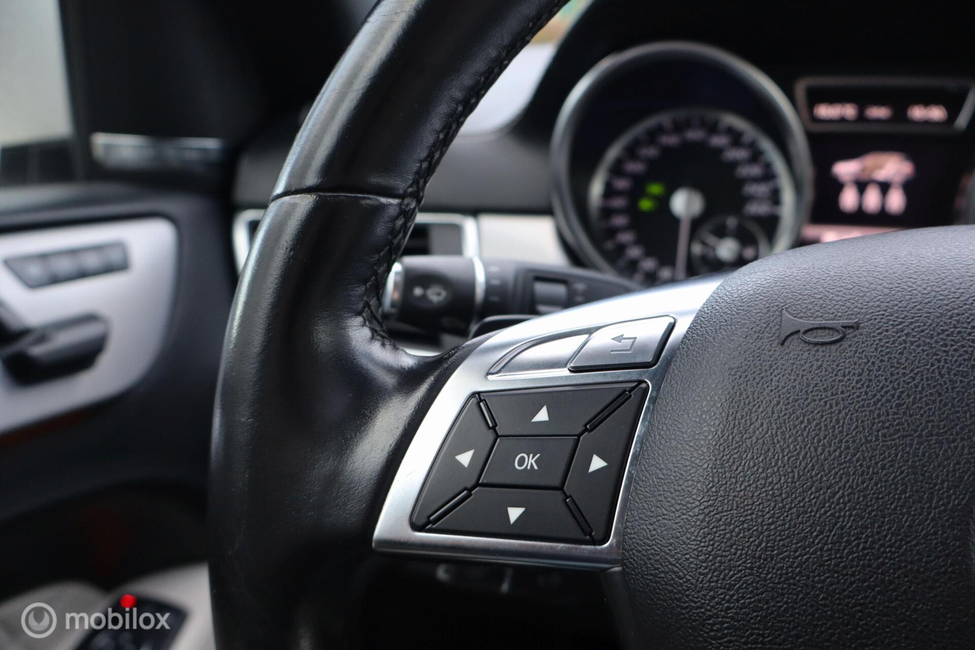Foto van Mercedes-Benz ML 500 4Matic