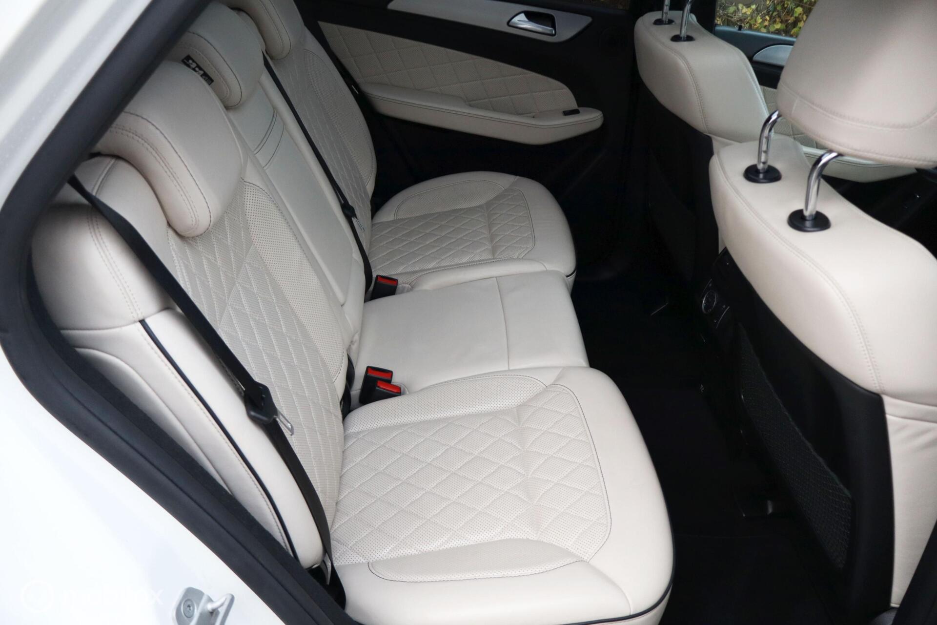 Foto van Mercedes-Benz ML 500 4Matic