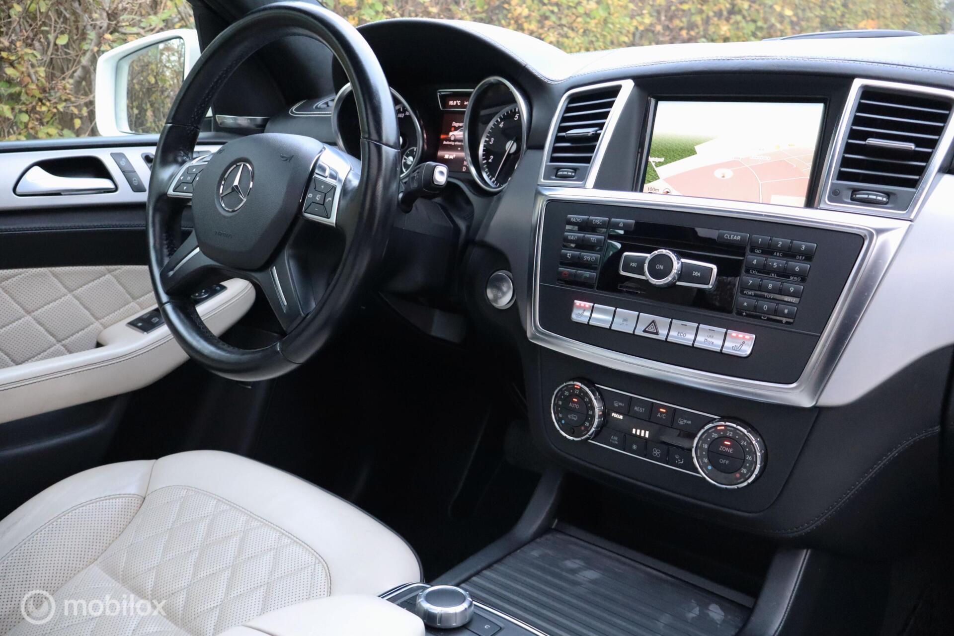 Foto van Mercedes-Benz ML 500 4Matic