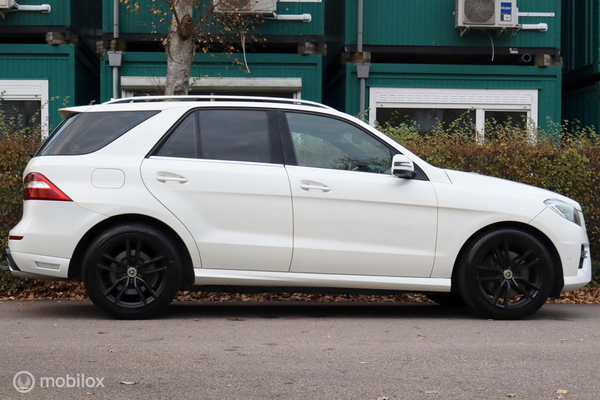 Foto van Mercedes-Benz ML 500 4Matic