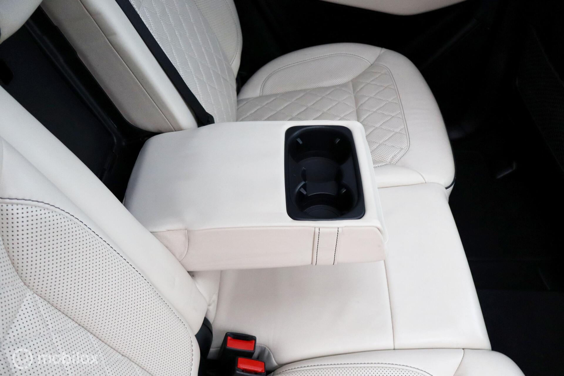 Foto van Mercedes-Benz ML 500 4Matic