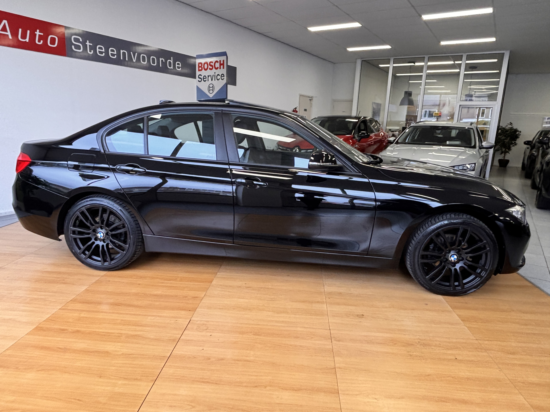 Foto van BMW 318i