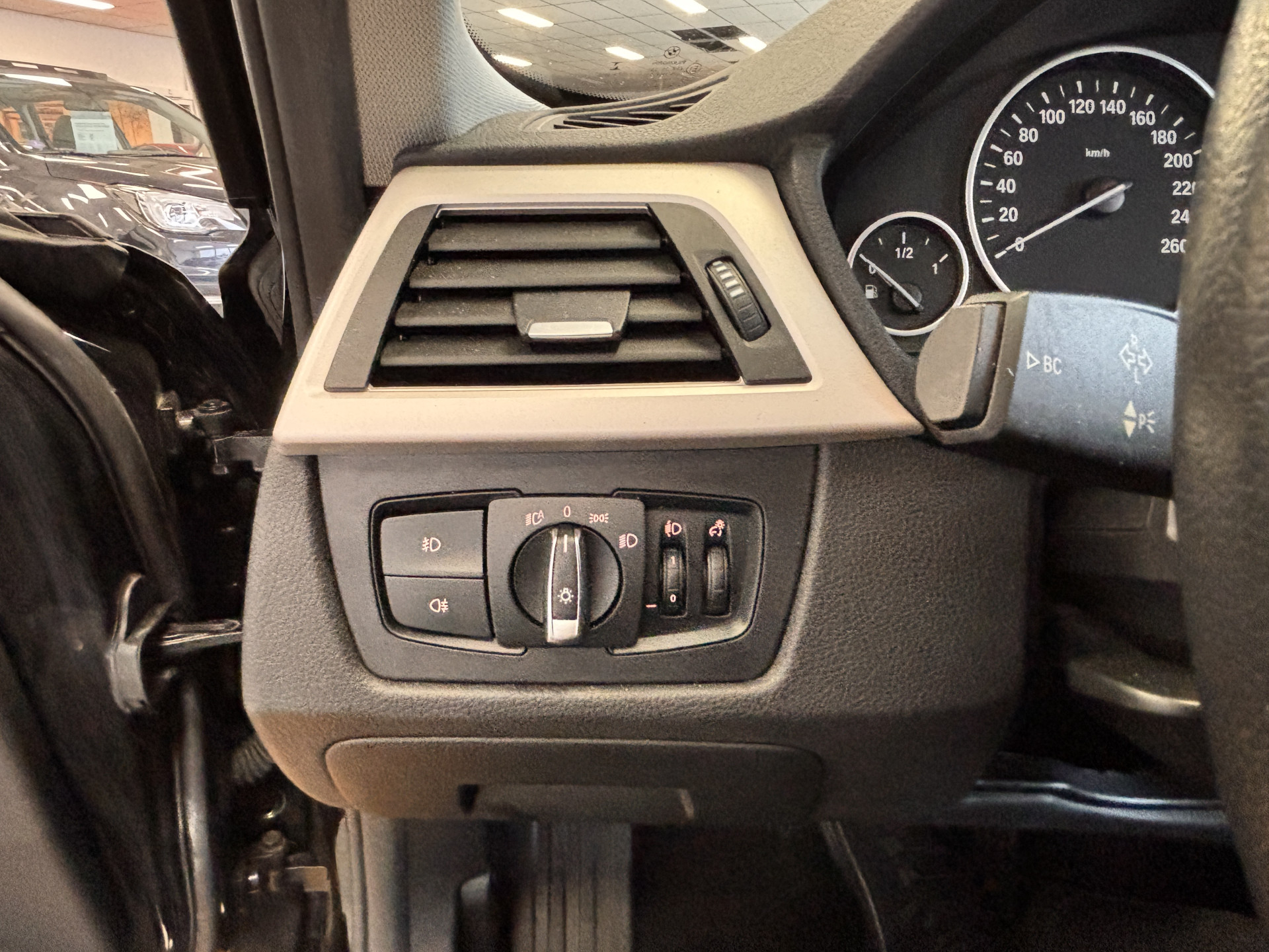 Foto van BMW 318i