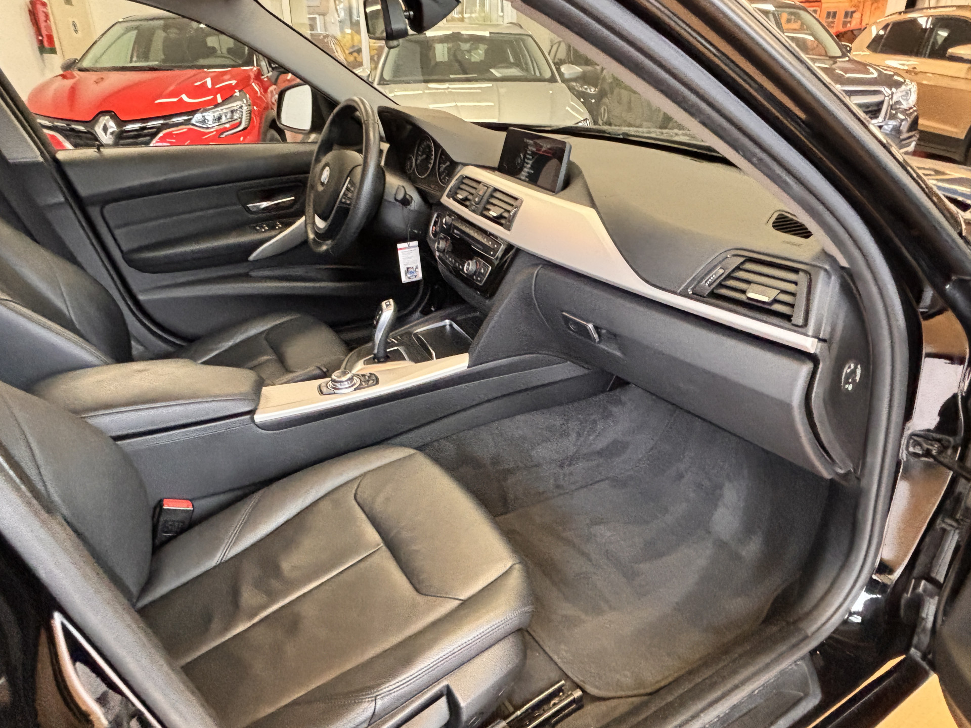 Foto van BMW 318i