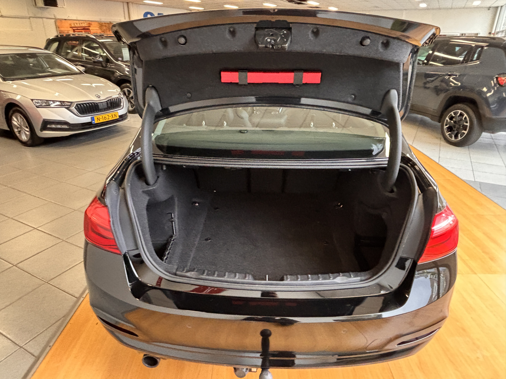 Foto van BMW 318i