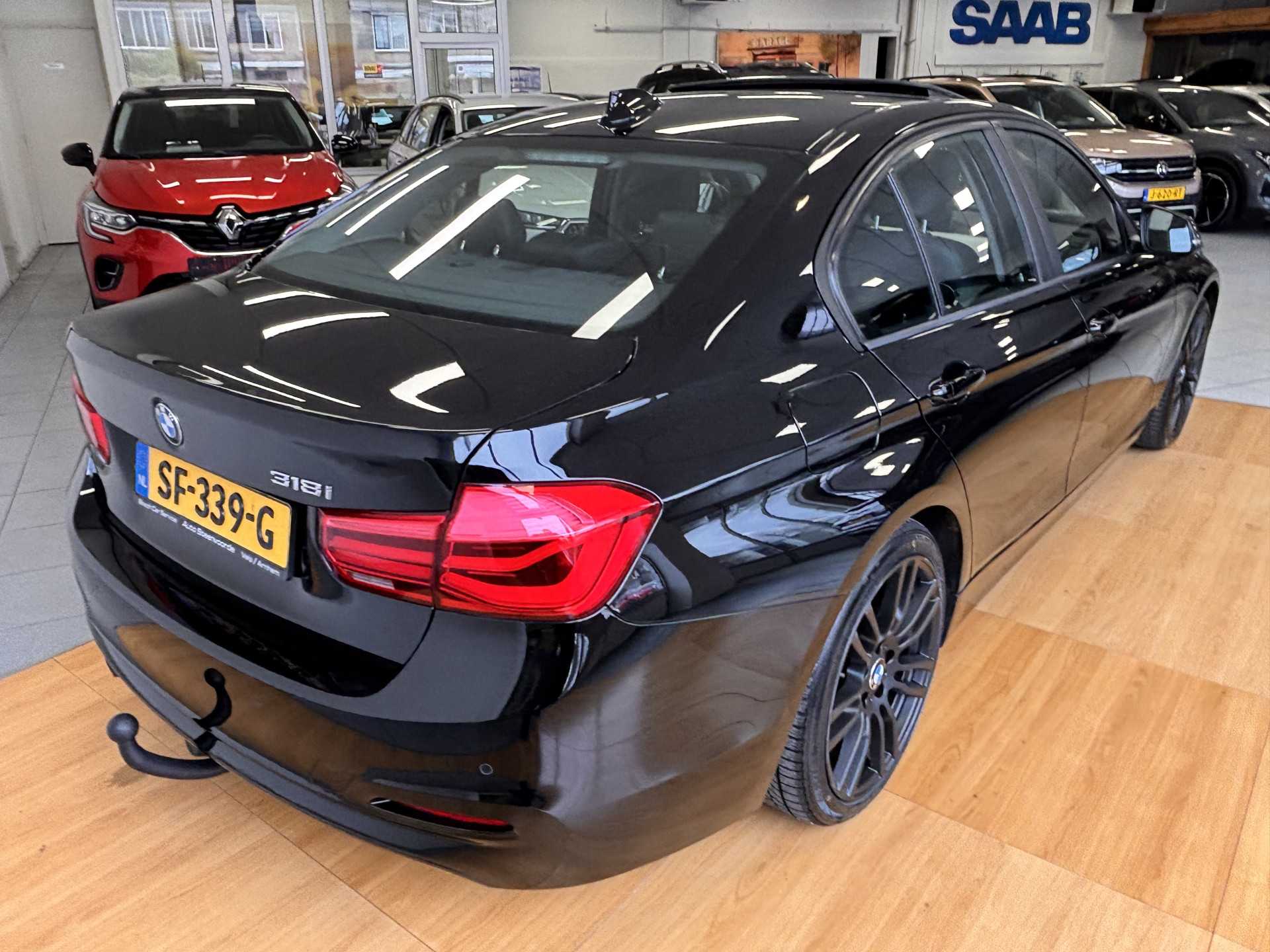 Foto van BMW 318i