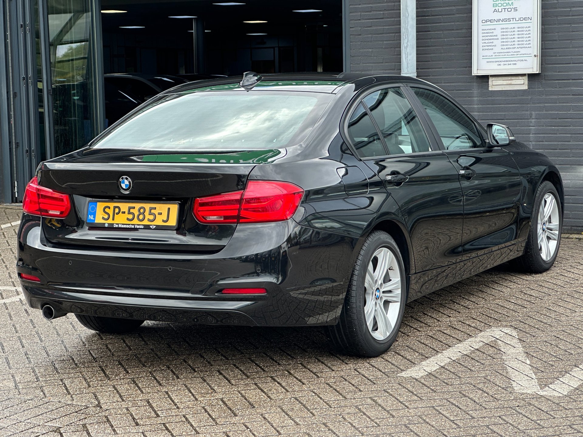 Foto van BMW 318i