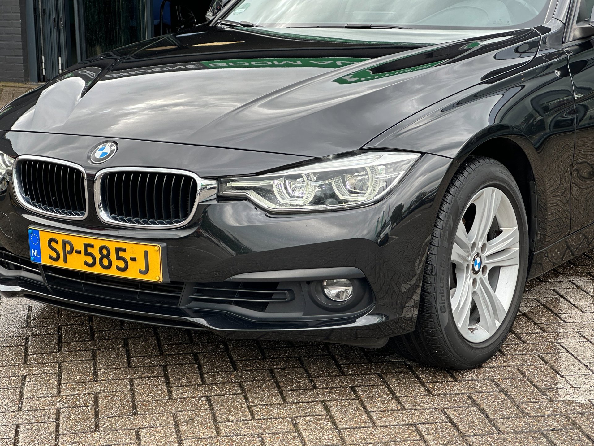 Foto van BMW 318i
