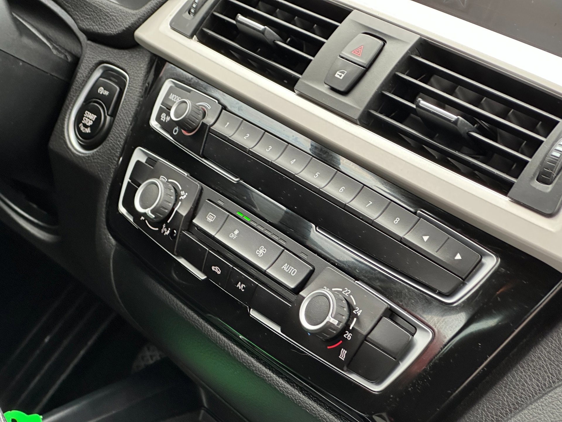 Foto van BMW 318i