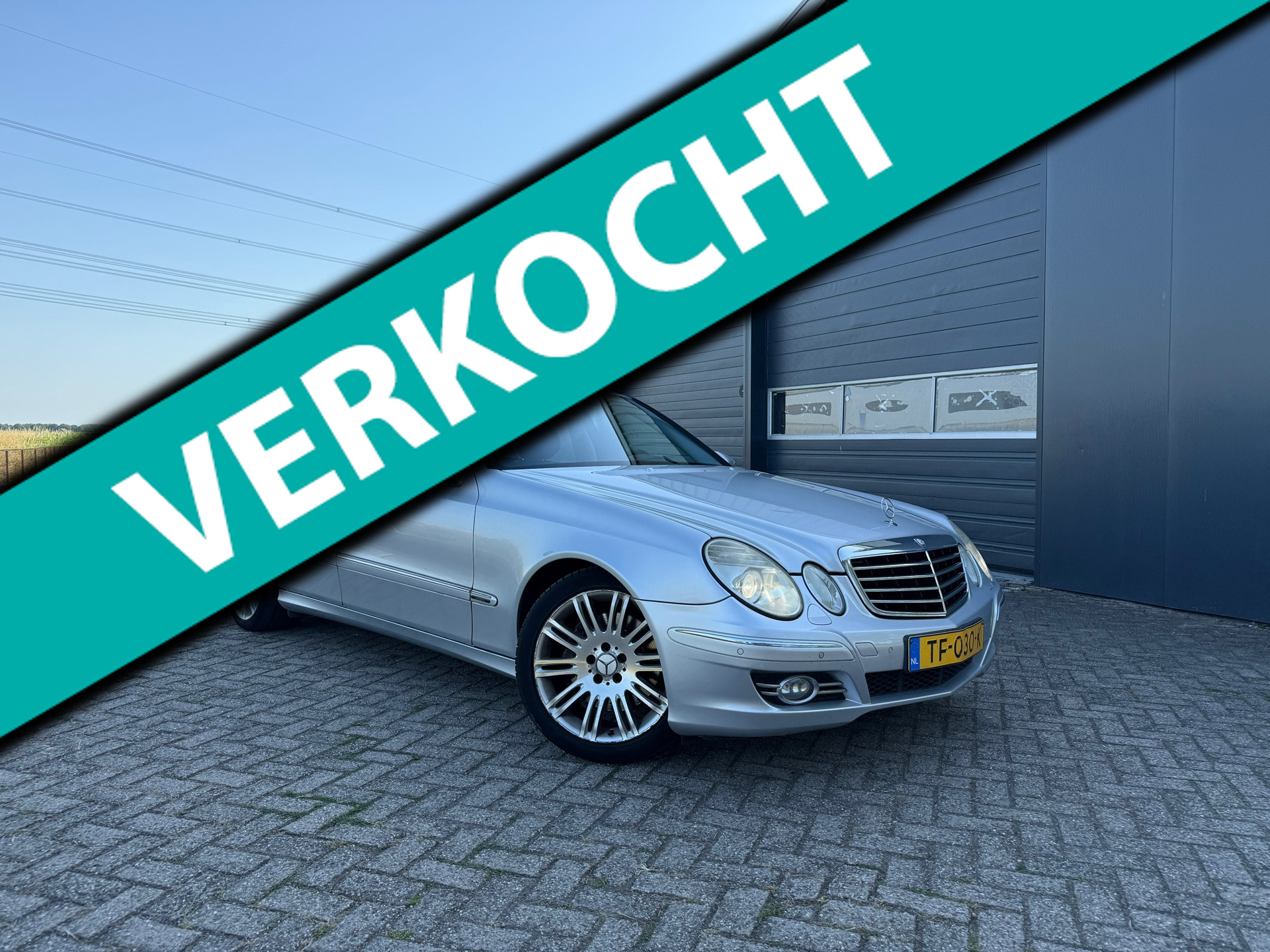 Mercedes-Benz E 200 Kompressor 200 K. Avantgarde Pano/Automaat/AC/Navi 2007 - voorkant