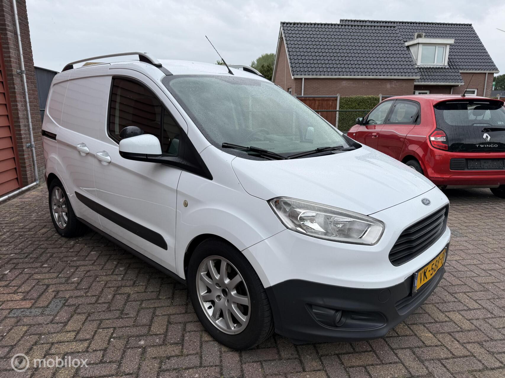 Foto van Ford Transit Courier