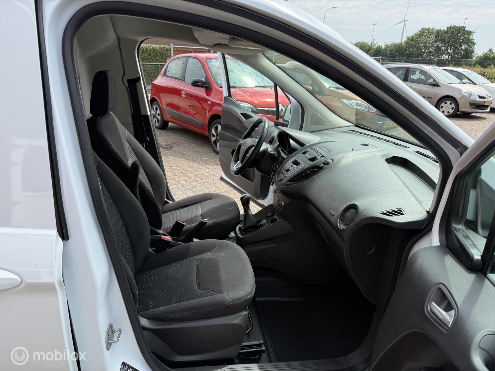 Foto van Ford Transit Courier