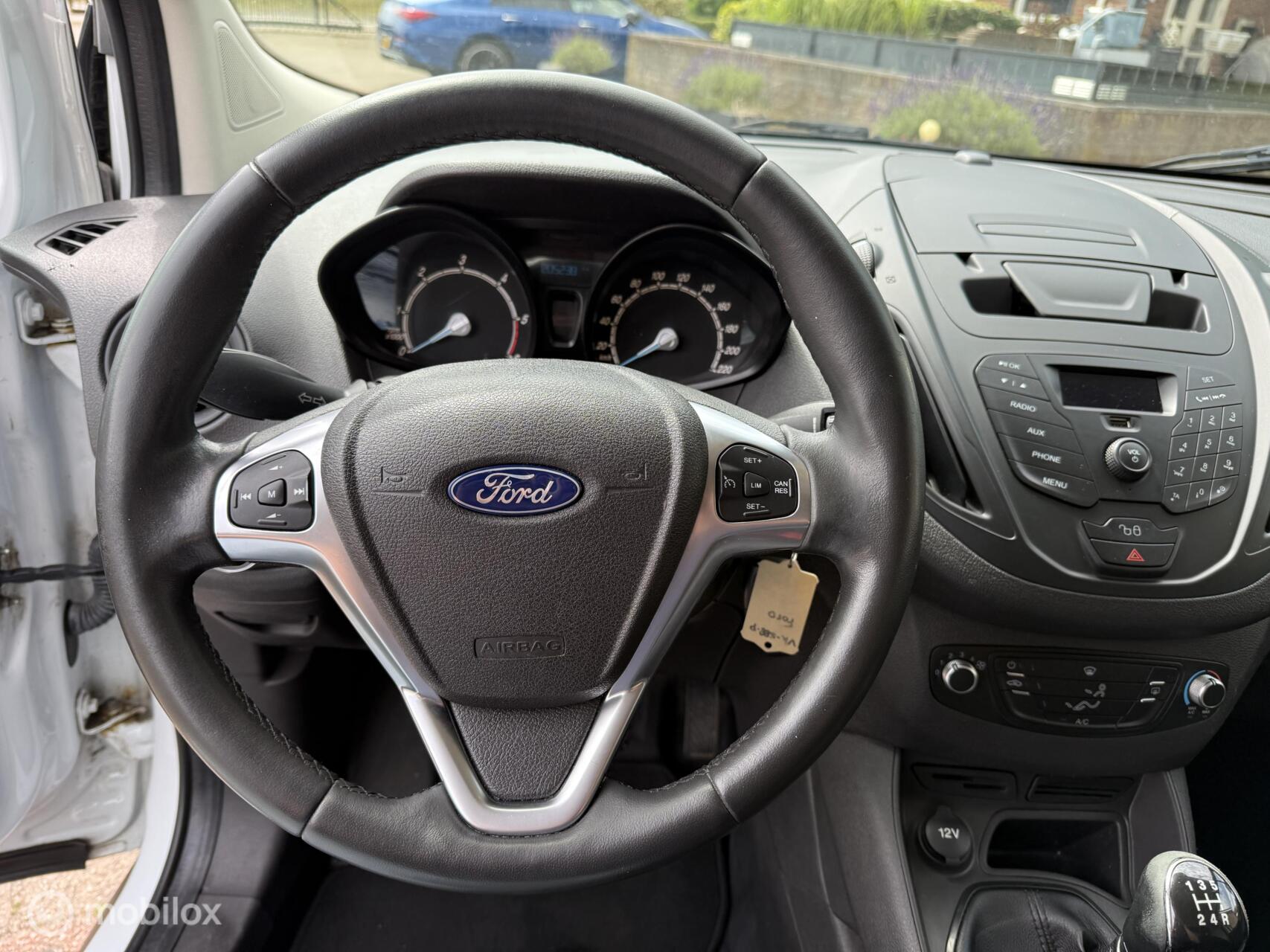 Foto van Ford Transit Courier
