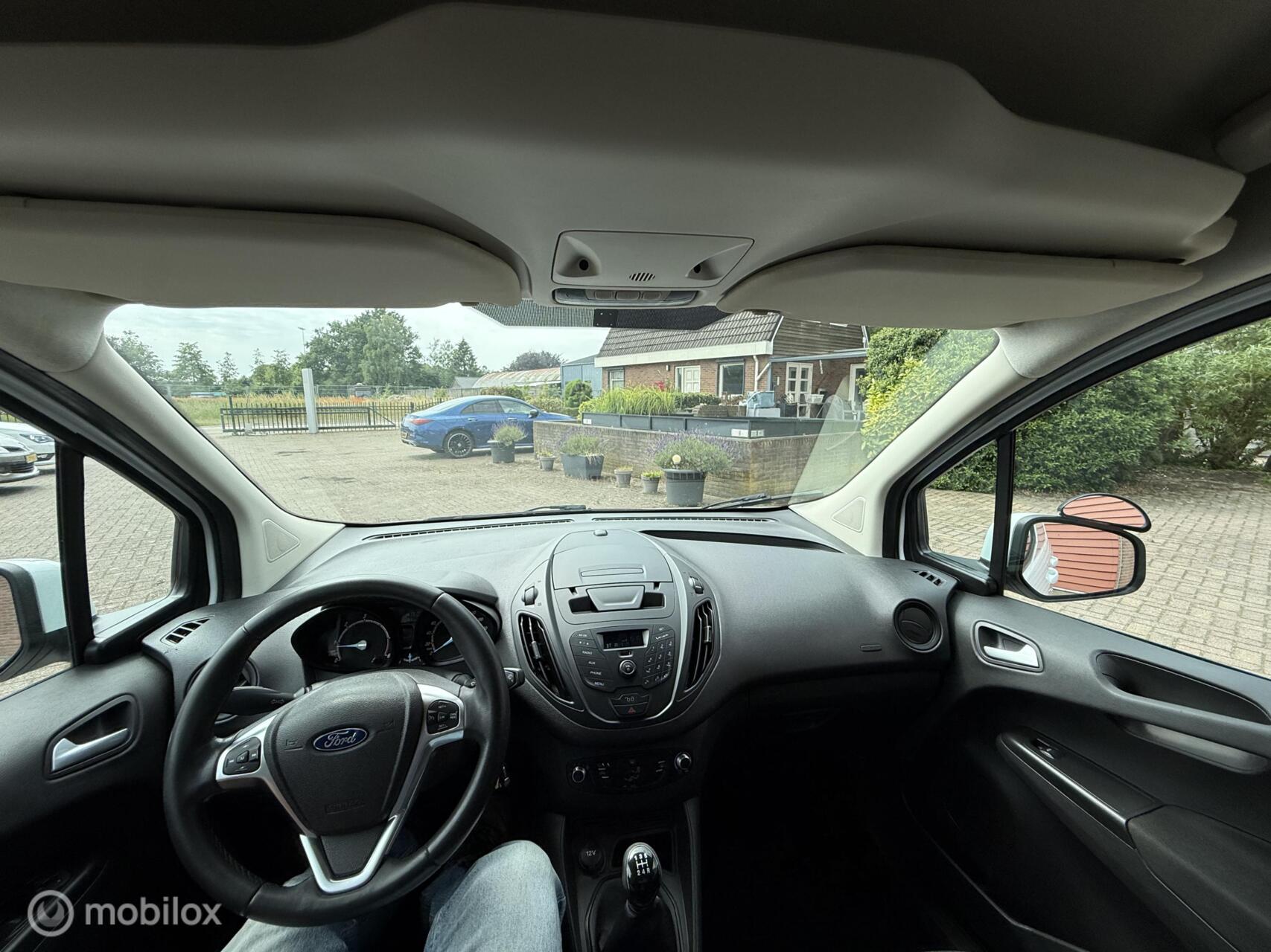 Foto van Ford Transit Courier