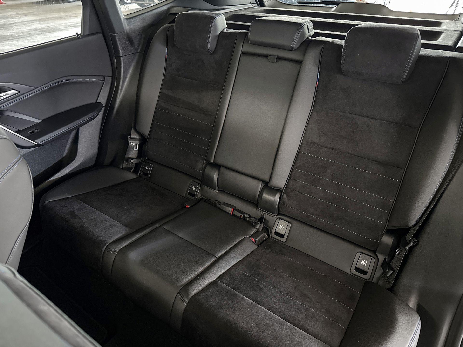 Foto van BMW Ix1 Xdrive30