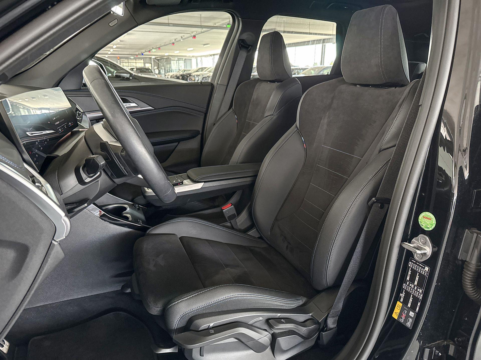 Foto van BMW Ix1 Xdrive30