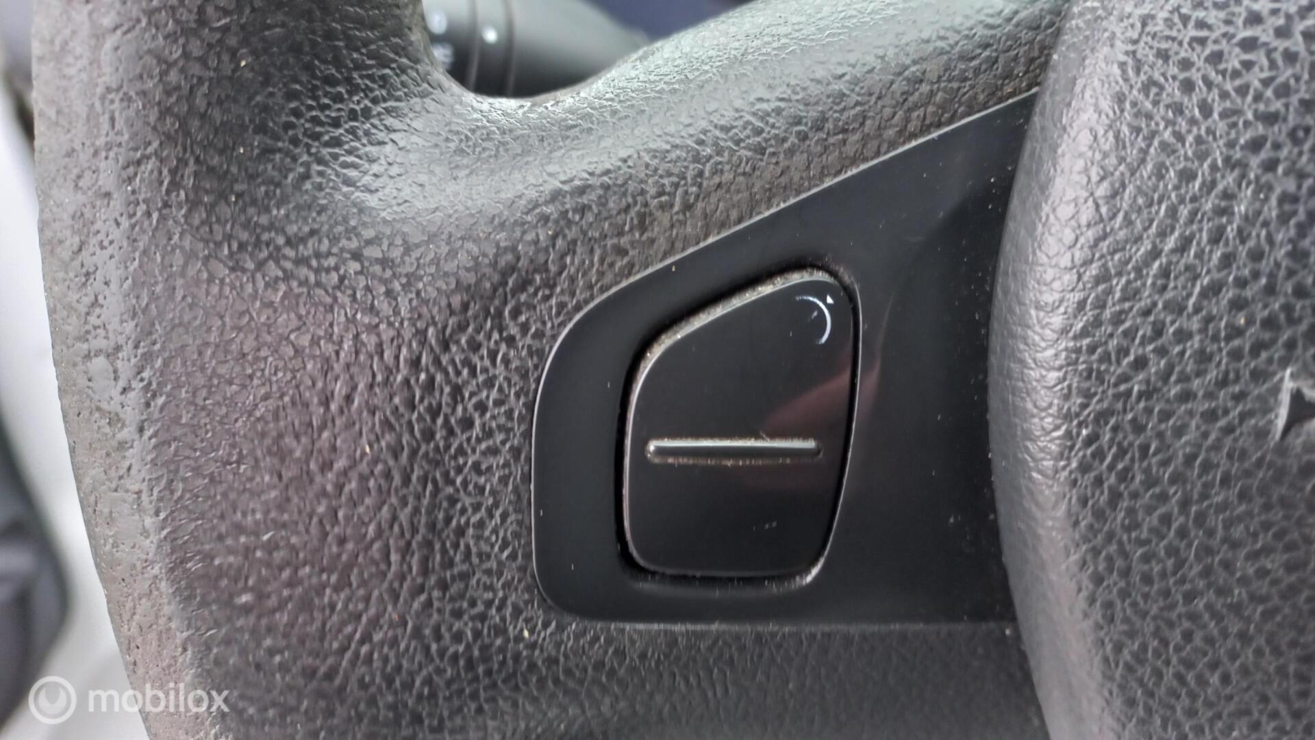 Foto van Opel Vivaro-b