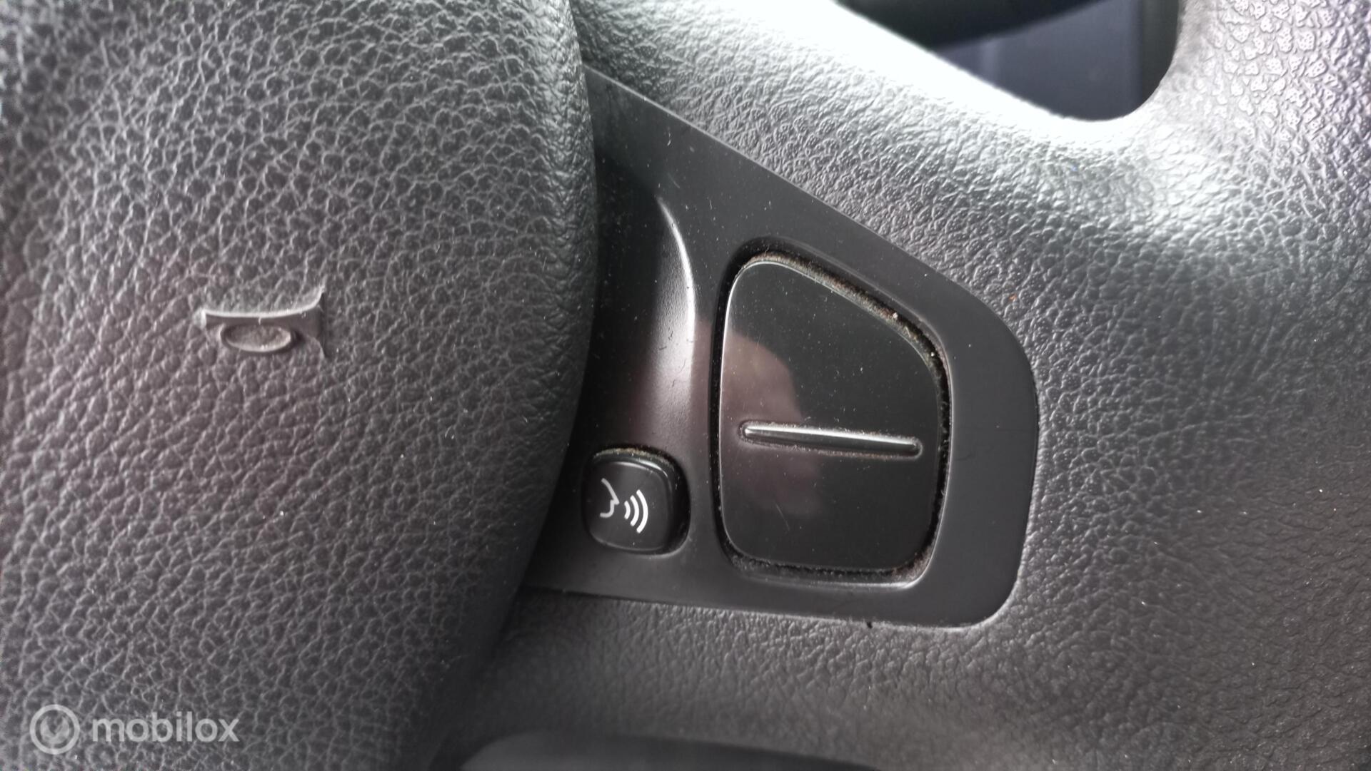 Foto van Opel Vivaro-b